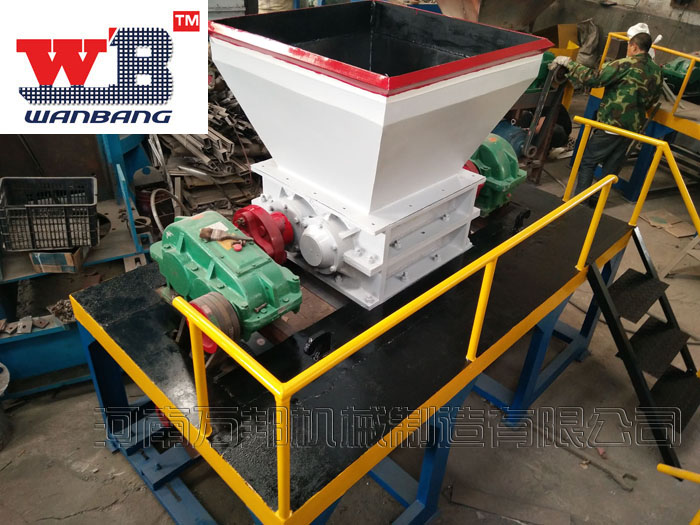 電路板撕碎機(jī)